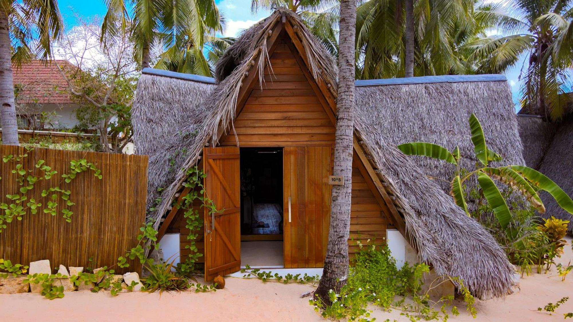 81 Palms Resort نيمبرالا المظهر الخارجي الصورة